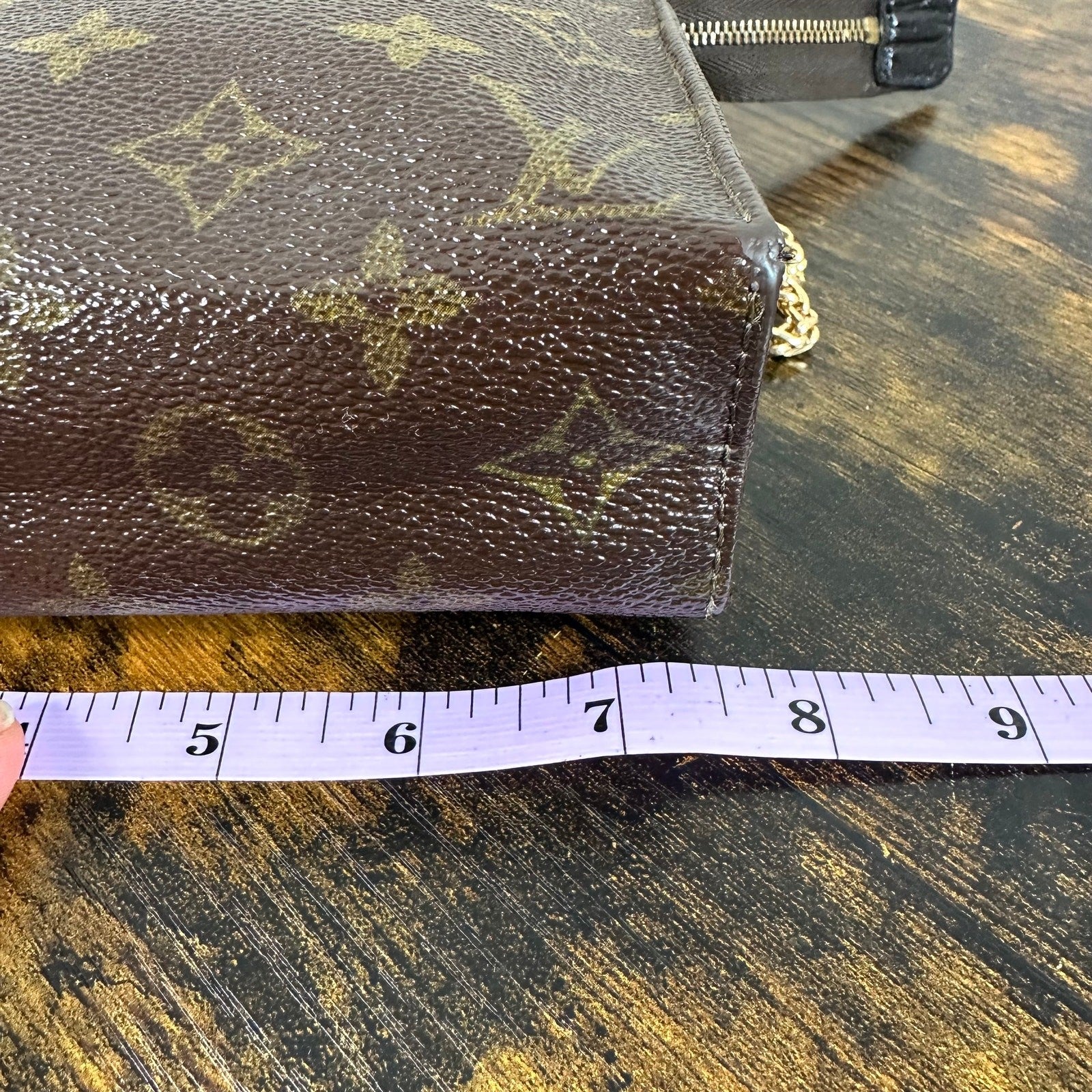 Louis Vuitton Monogram Pochette Toilette 19 Bag Pouch Cosmetics Toiletry Vintage