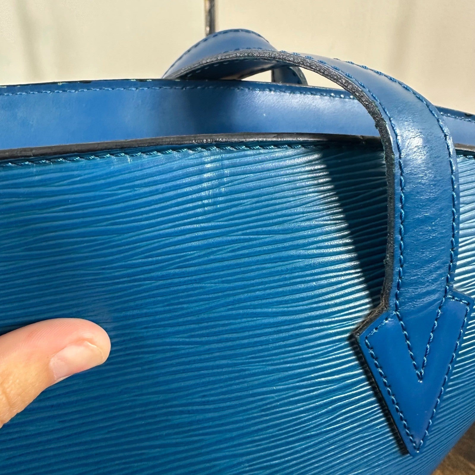Louis Vuitton Epi Leather Saint Jacques Shoulder Bag Blue Vintage Authentic