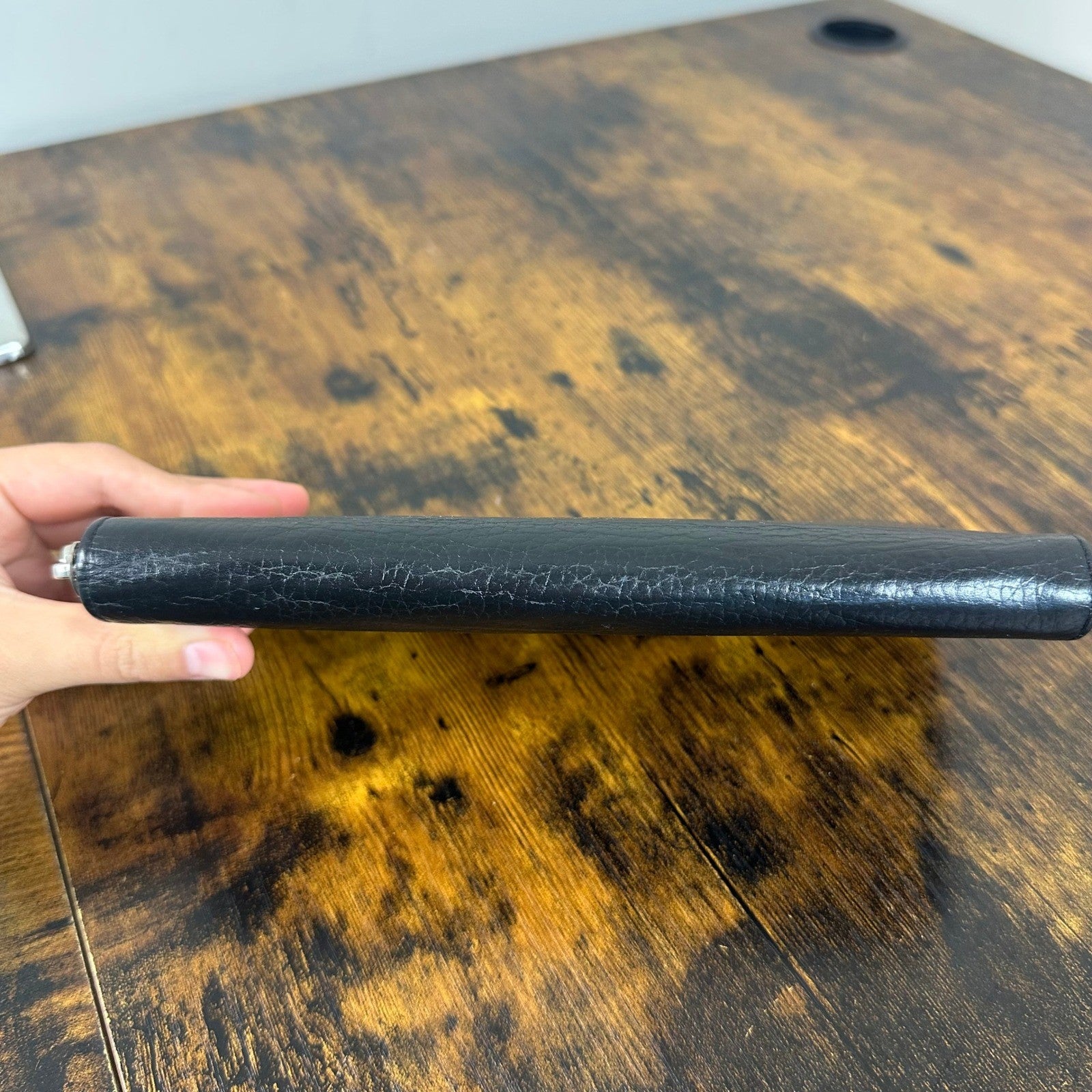 Louis Vuitton Zippy Organizer Vertical Wallet Black Taiga Leather Authentic