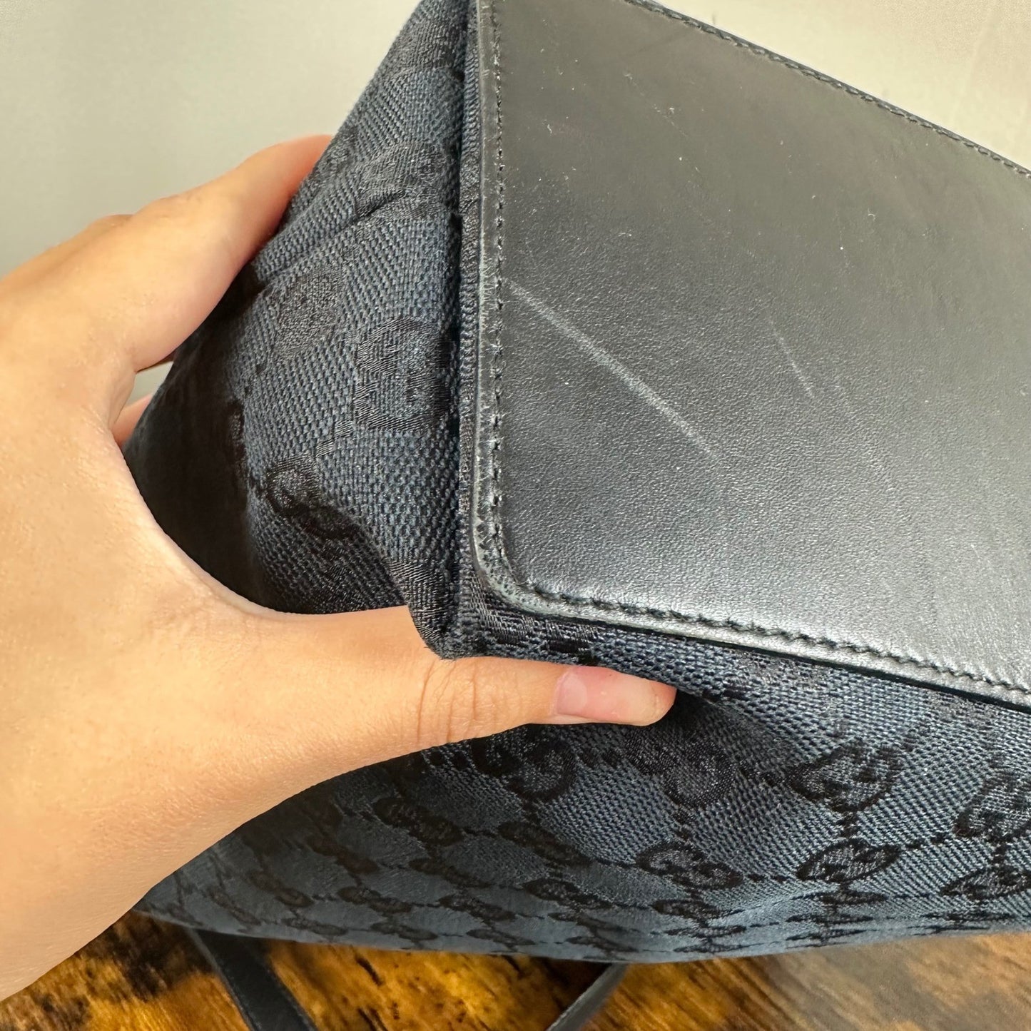 Gucci GG Canvas Tote Bag Black Authentic Designer Handbag Purse Classic