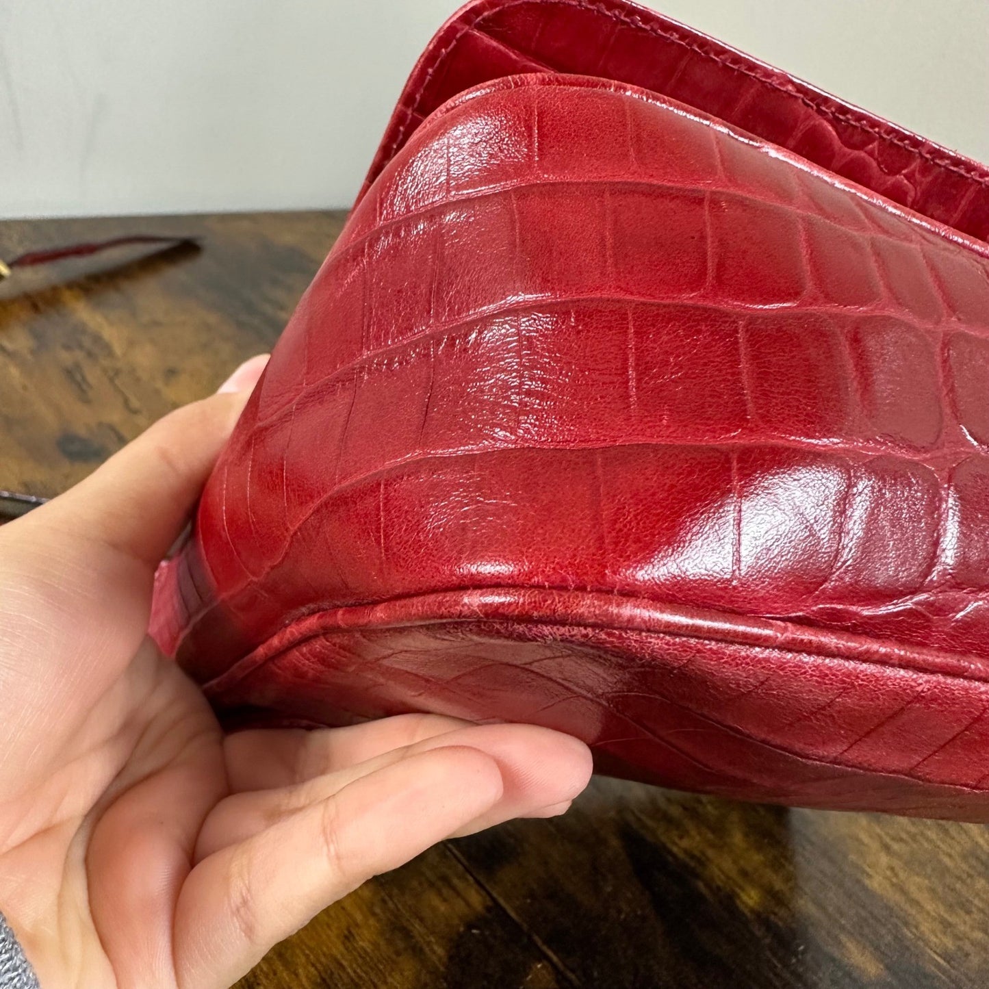 Salvatore Ferragamo Crossbody Bag Red Leather Croc Embossed Shoulder Purse