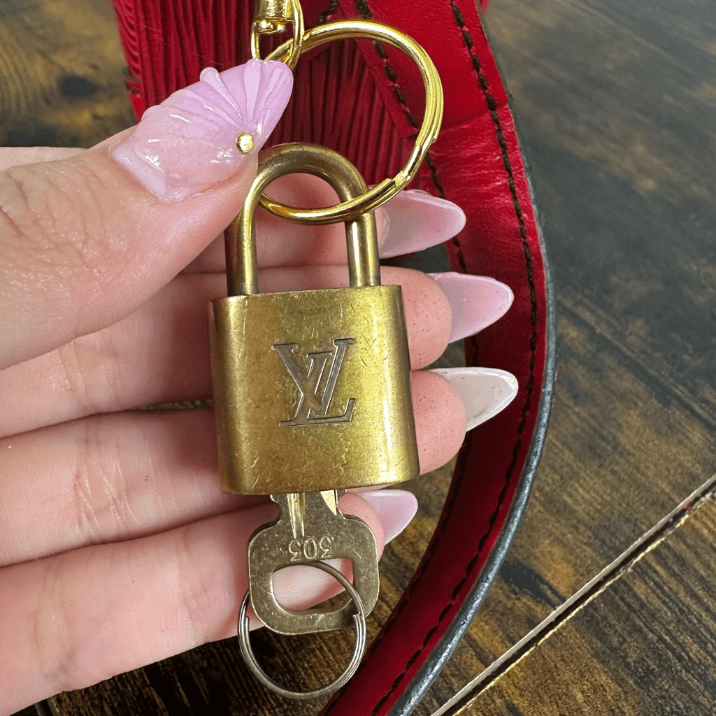 Louis Vuitton Vintage Trocadero 24 Red Epi Leather Crossbody Bag