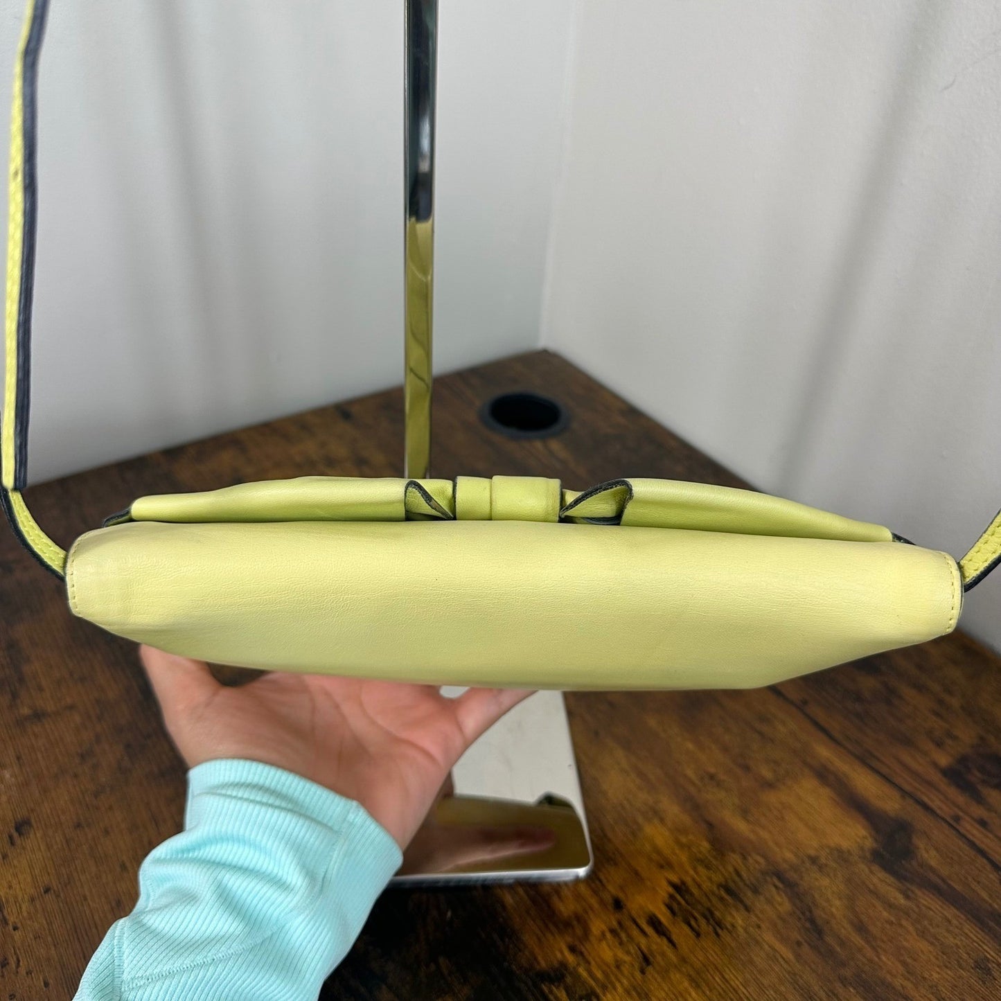 Valentino Garavani Bow Bag Clutch Shoulder Bag Light Yellow Leather