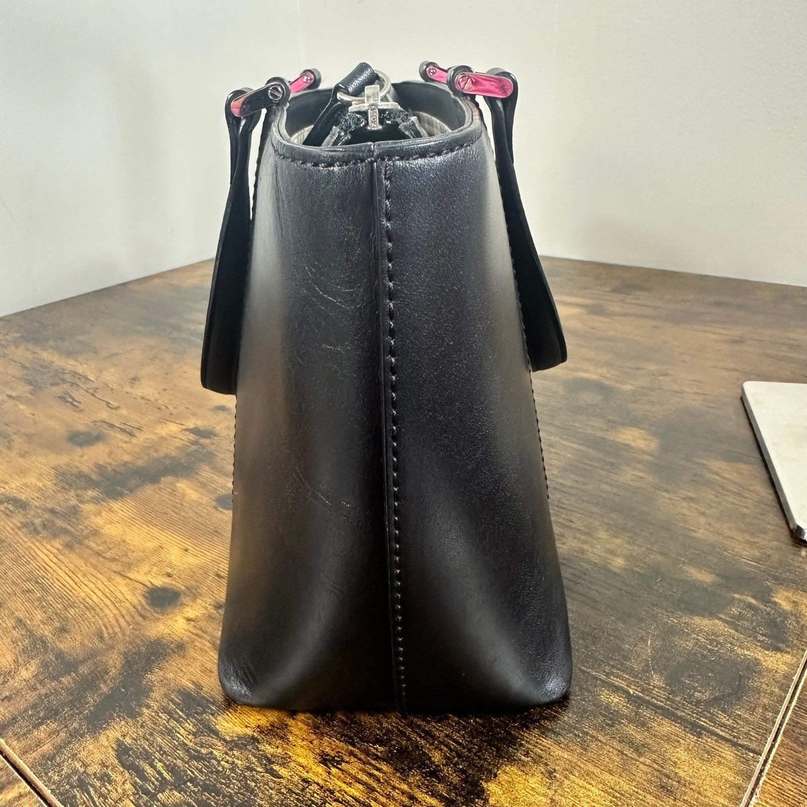 Burberry Black Leather Tote Bag Classic Nova Check Lining