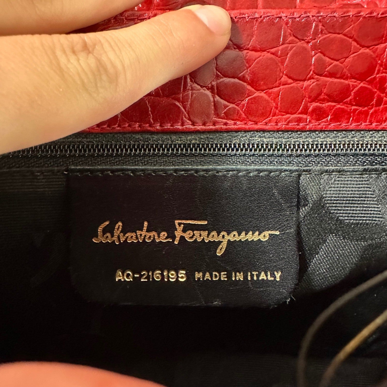 Salvatore Ferragamo Crossbody Bag Red Leather Croc Embossed Shoulder Purse