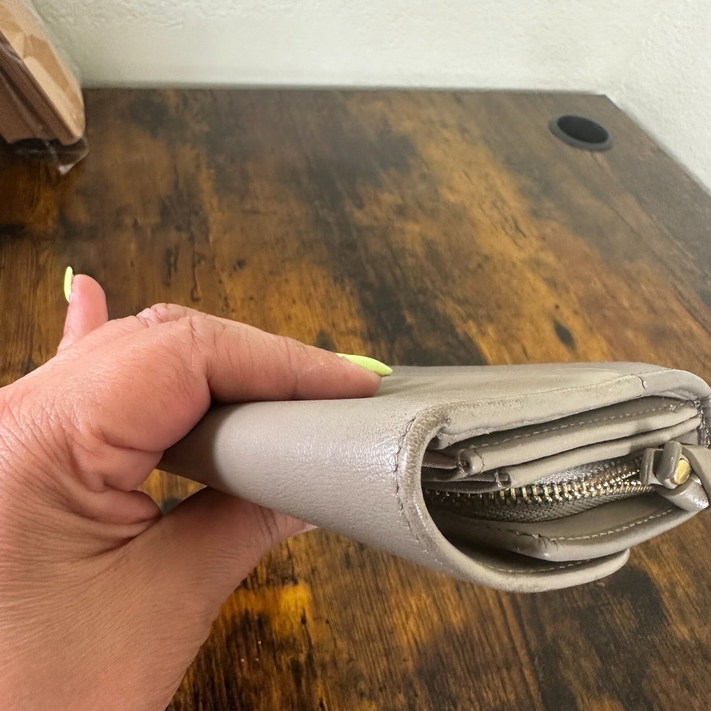 Chloe Indy Long Wallet With Flap Gray Leather