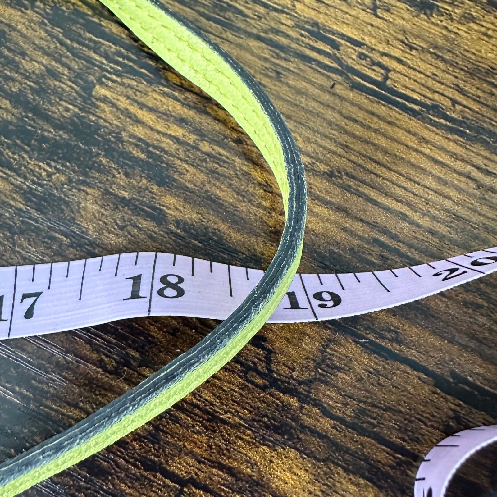 Valentino Garavani Bow Bag Clutch Shoulder Bag Light Yellow Leather