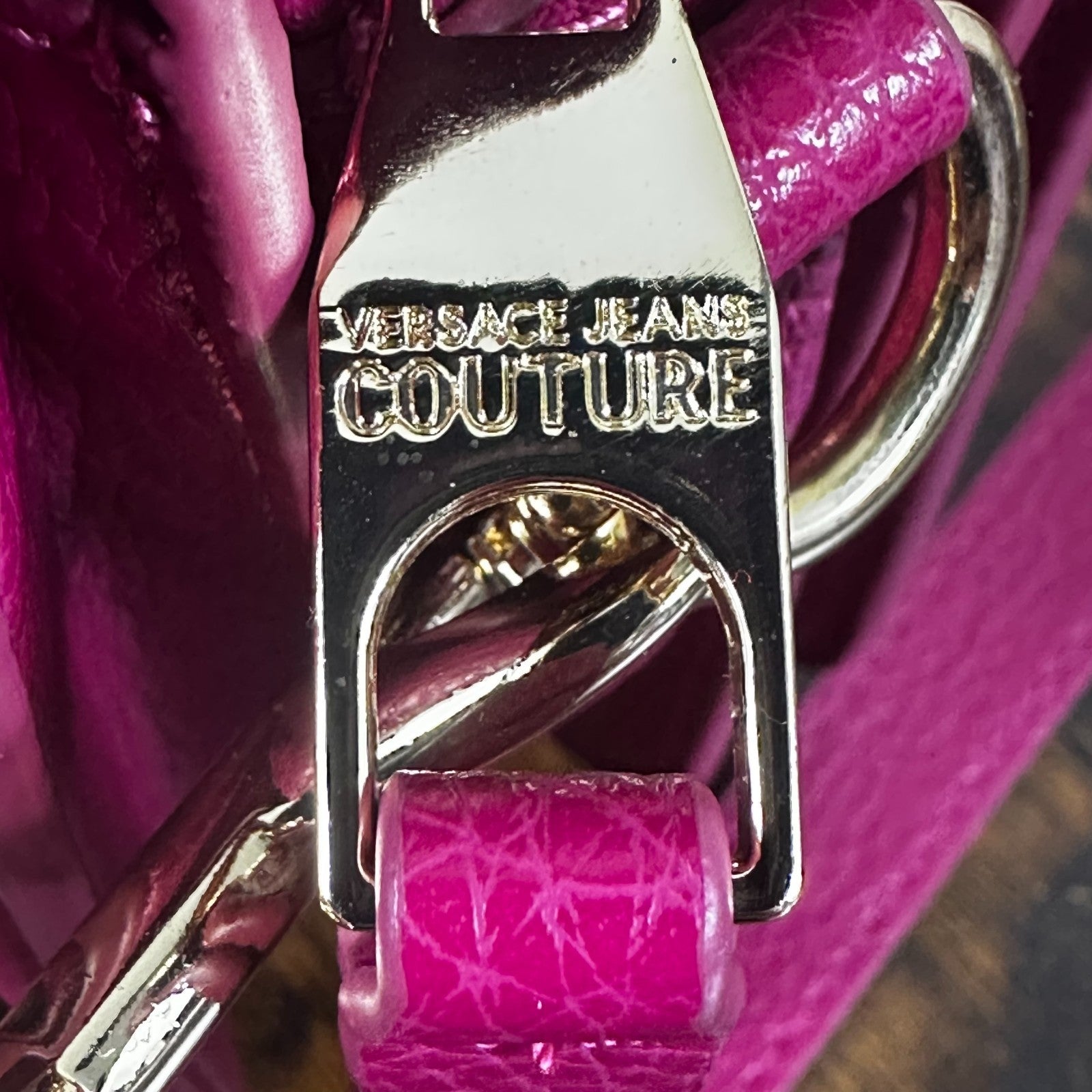 Versace Jeans Couture Pink Pebbled Gold Accent Crossbody Bag Purse Shoulder Hand