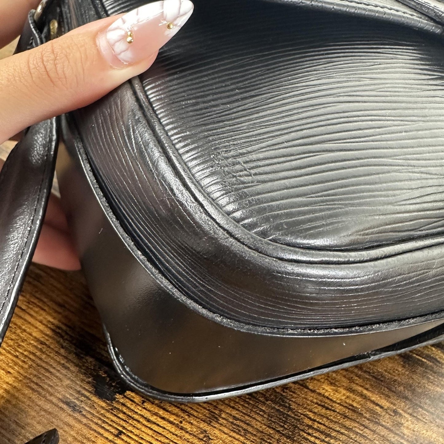 Louis Vuitton Vintage Cartouchiere Crossbody Bag Small Leather France MI0970