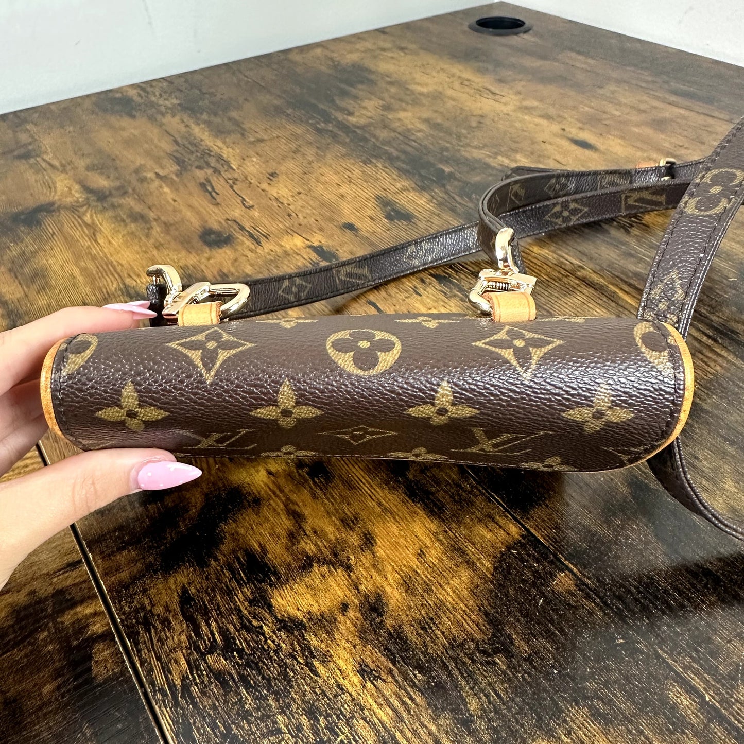 Louis Vuitton Monogram Florentine Waist Bag Crossbody Vintage Authentic