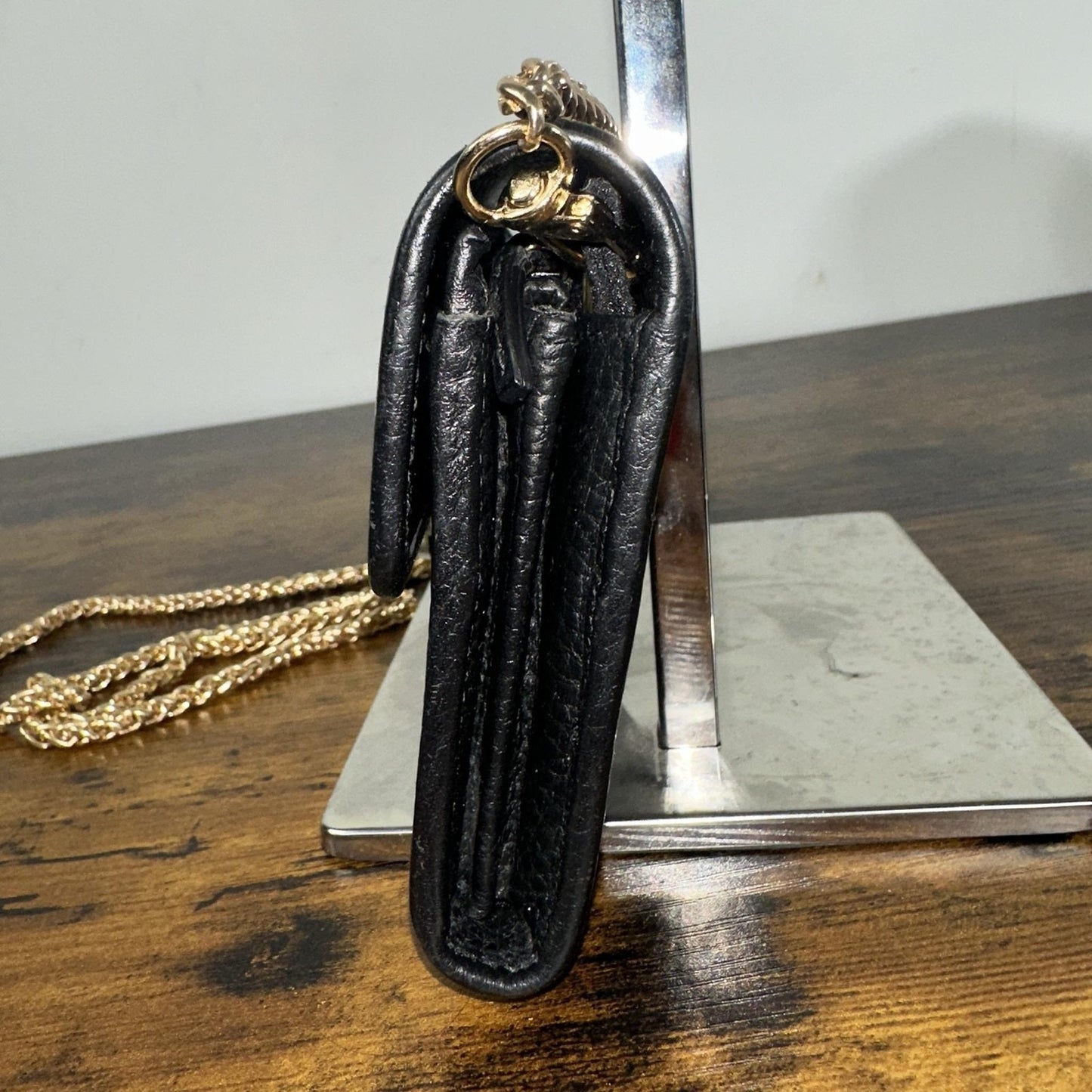 Gucci Interlocking G Wallet Crossbody Womens Small Black Leather Chain Strap