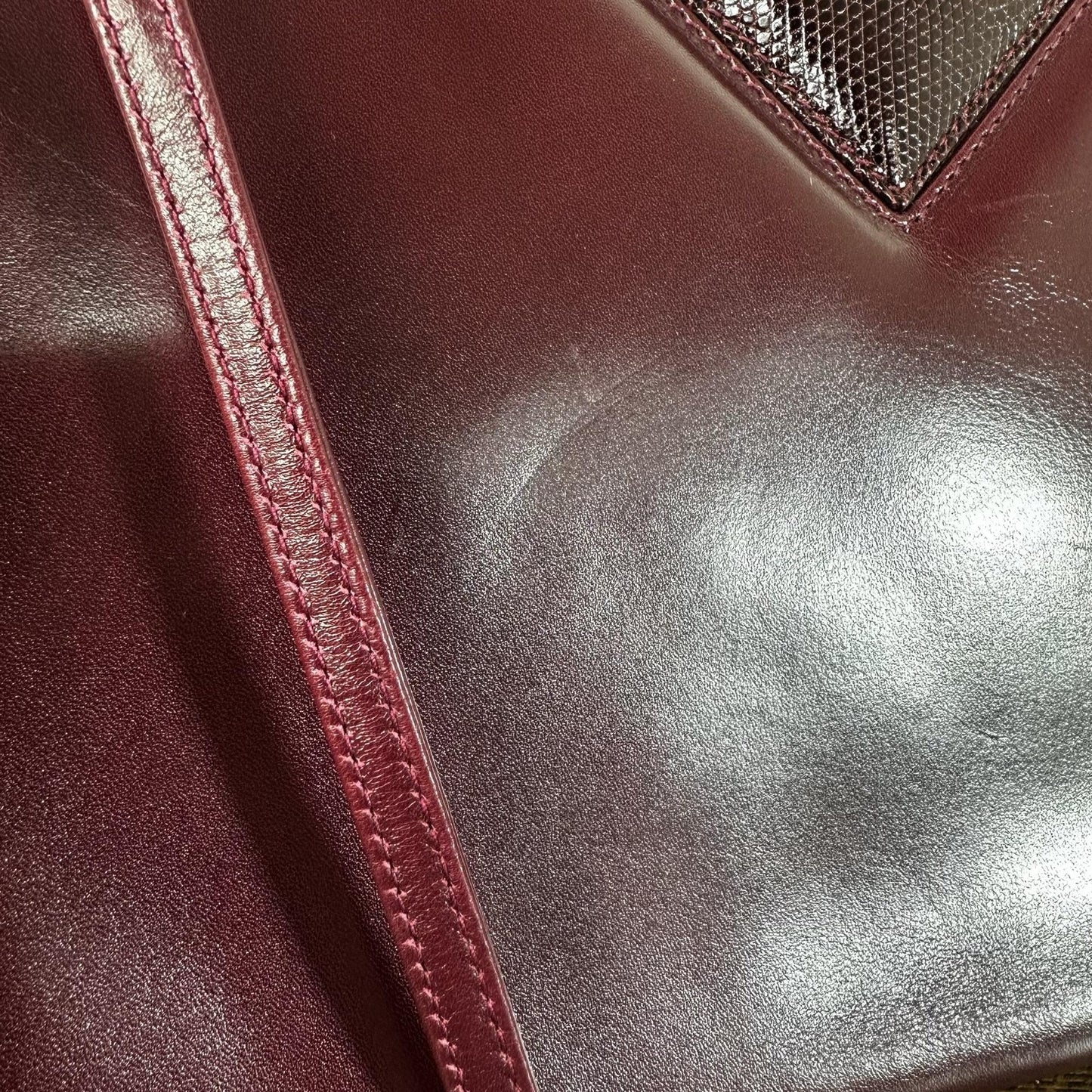 Salvatore Ferragamo Vintage Crossbody Bag Small Bordeaux Leather Italy Authentic