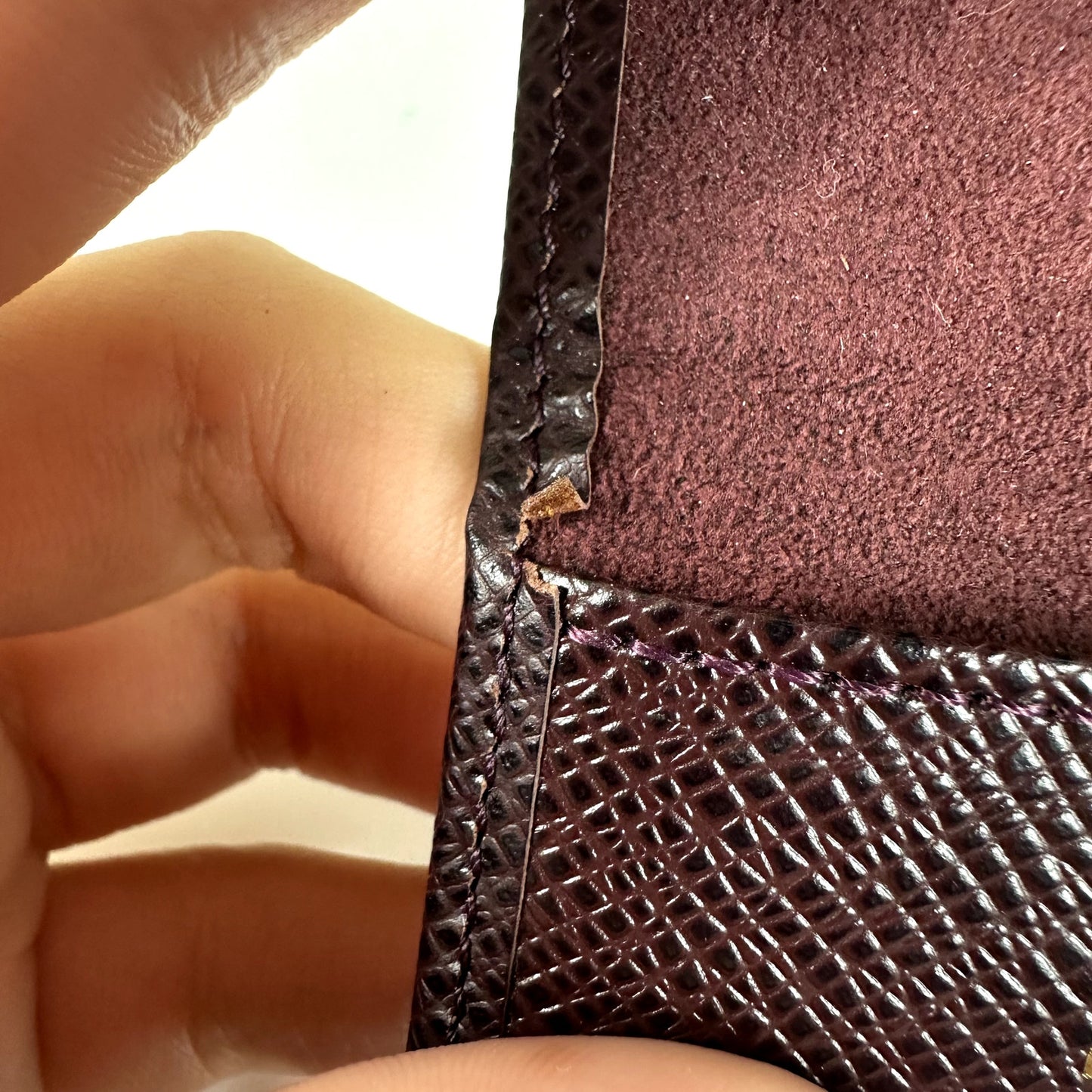 Louis Vuitton Taiga Leather Burgundy Men's Cufflink Case